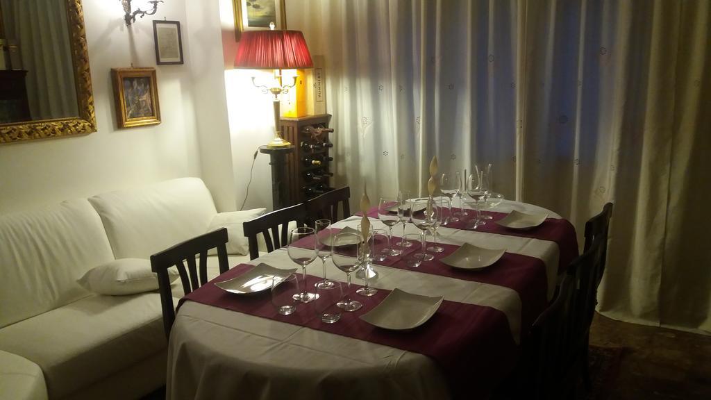 Guest House Il Marchese Del Grillo Rome Exterior photo