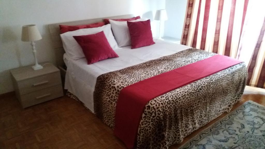Guest House Il Marchese Del Grillo Rome Room photo