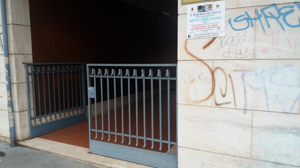 Guest House Il Marchese Del Grillo Rome Exterior photo